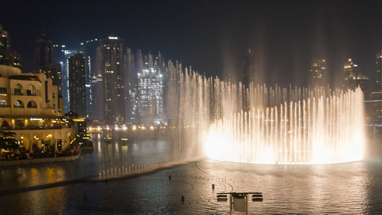 The Dubai Fountain Show from Burj Park – A stunning and budget-friendly Eid celebration spot in UAE.